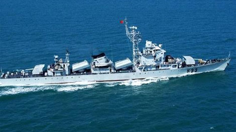 Trung Quốc điều tàu ‘đe’ khu trục hạm USS Lassen