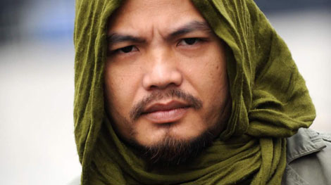 Cùng trèo lên đỉnh núi cao vời vợi...