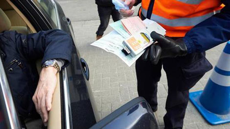 Cảnh sát Bỉ thiếu đồng phục trầm trọng