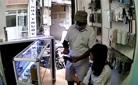 Thêm nhiều nạn nhân của “phù thủy” USD