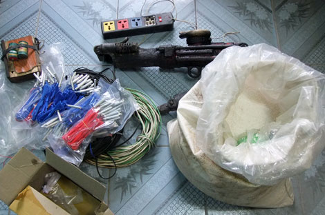 Nam công nhân sử dụng trái phép hơn 20kg thuốc nổ