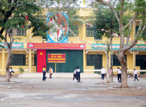 Học sinh Ninh Hiệp đã trở lại trường học