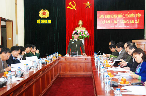 Họp Ban soạn thảo, Tổ biên tập dự án Luật Công an xã