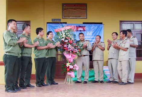 Chúc mừng Công an Mondonkiri, Campuchia nhân Kỷ niệm 37 năm chiến thắng chế độ diệt chủng Pôl Pôt