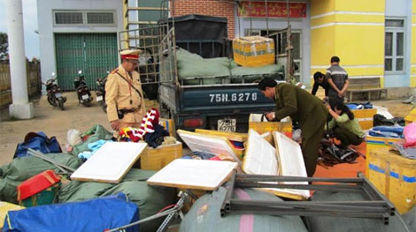 Đẩy mạnh phòng chống buôn lậu và gian lận thương mại dịp Tết Bính Thân 2016 