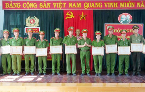 Giữ bình yên vùng biên giới Tây Nguyên