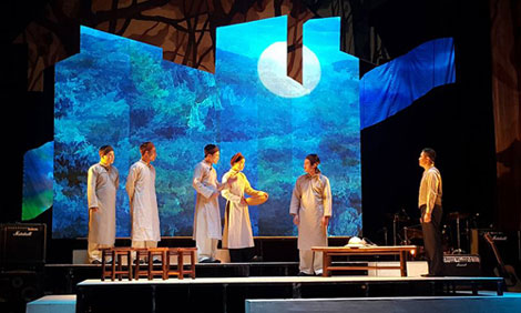 “Hừng đông”: Câu chuyện về người Cộng sản kiên trung