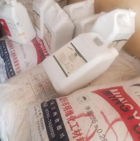 Bim bim được làm từ 4 tấn phụ gia thực phẩm không rõ nguồn gốc