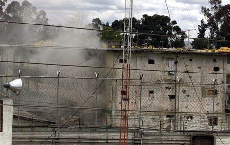 Bạo lực đẫm máu trong nhà tù khét tiếng La Modelo