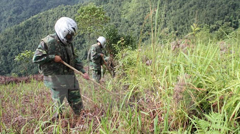 Phát hiện đạn cối khi thi công kè suối tại thành phố Điện Biên Phủ