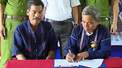 Người Ba Rầu “giữ lửa” quê hương