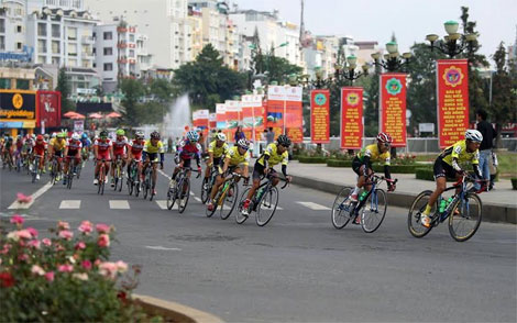 Nguyễn Thành Tâm chiến thắng chặng 17