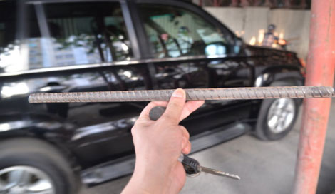 Ban quản lý đường sắt lên tiếng về sự cố thanh thép rơi