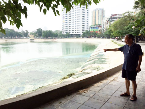 Dân ven hồ Ngọc Khánh khốn khổ vì ô nhiễm không khí