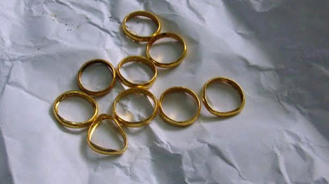 Trộm vàng của bạn nhậu