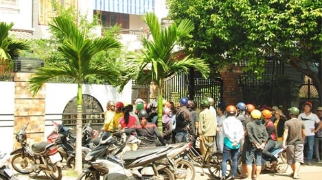 20 năm tù cho kẻ dùng dao đâm chết vợ rồi tìm cách tự tử