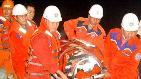 Cấp cứu kịp thời thủy thủ tàu biển nước ngoài bị tai nạn lao động