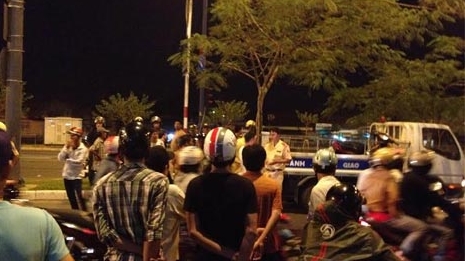 Điều khiển mô tô phân khối lớn gây tai nạn còn thách thức CSGT