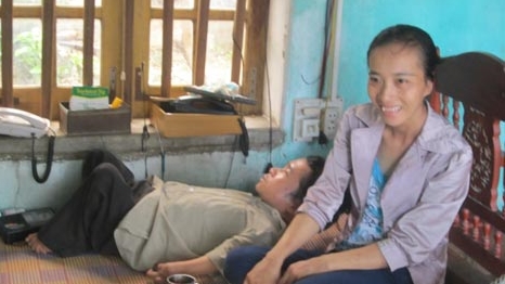 Nghị lực làm giàu, vượt khó của một "dị nhân"