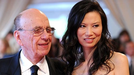 Giàu lên nhờ những scandal