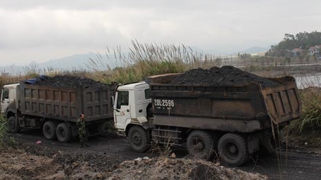 Về vụ vận chuyển 700 tấn than trái phép: Ngành Than lên tiếng