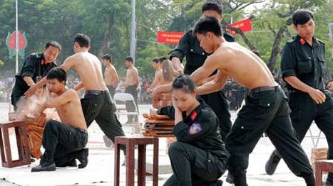 Những bông hoa thép của Cảnh sát đặc nhiệm