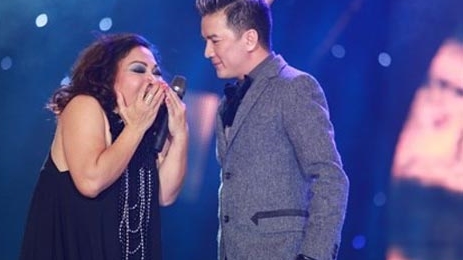 Tình nghệ sĩ có hay không?