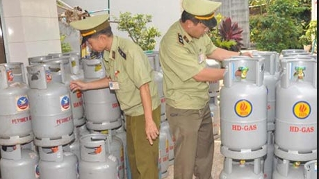 Bắt quả tang cơ sở sang chiết gas trái phép quy mô lớn