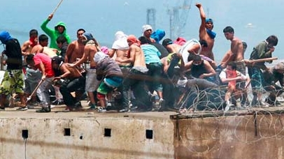 Băng đảng tù nhân Chile điều hành đường dây tống tiền xuyên biên giới