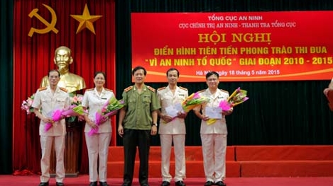 Xuất hiện nhiều gương điển hình tiên tiến mới 