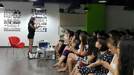 Độc đáo lớp học… 'nghệ thuật quyến rũ'