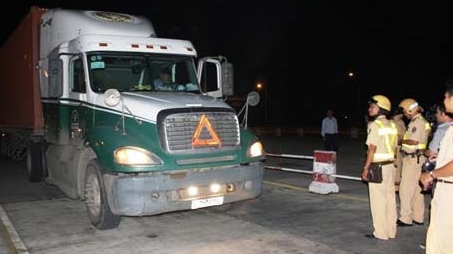 TP HCM: Dùng thiết bị hiện đại đo nồng độ cồn, ma túy kiểm tra tài xế lái xe