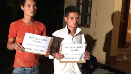 Bắt giữ 2 đối tượng trộm cắp xe máy trong đêm