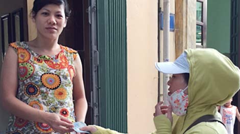 Điện thoại mất tín hiệu cả tháng, dân vẫn bị thu tiền cước thuê bao