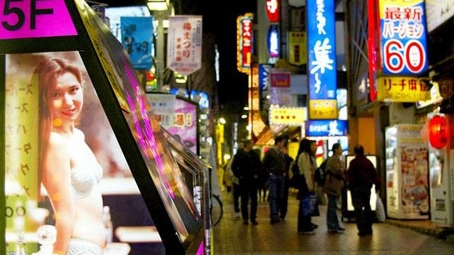 Mại dâm trẻ em trá hình quán cà phê hạng sang