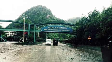 Giao thông đoạn Hạ Long - Cẩm Phả đã hoạt động trở lại