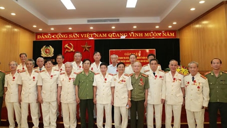 Gặp mặt cán bộ Thanh tra Công an nhân dân qua các thời kỳ