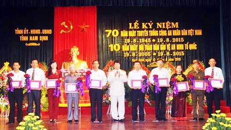 Nam Định kỷ niệm 70 năm Ngày truyền thống CAND
