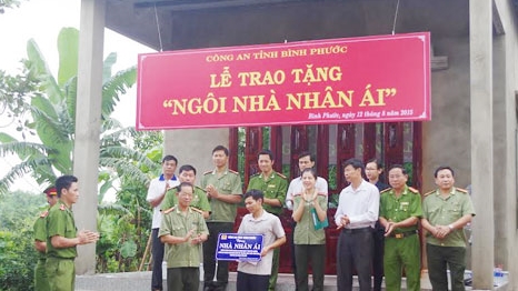  “Ngôi nhà nhân ái” ấm áp nghĩa tình