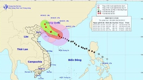 Tối nay (4/10), bão số 4 vào vịnh Bắc Bộ, biển động dữ dội 