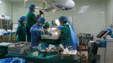 Làm nghề y không được dốt! 