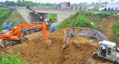 Truy tố 9 bị can trong vụ 14 lần vỡ đường ống nước sông Đà