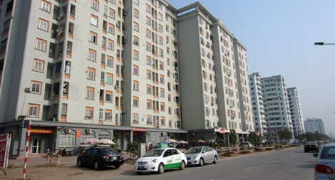 Giữa Hà Nội: Hàng ngàn người “ung dung” đến ở dù chưa có quyết định giao nhà