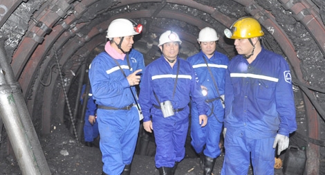 Nghịch lý ngành khai khoáng: 200 mỏ chỉ thu được 4-5 tỉ đồng