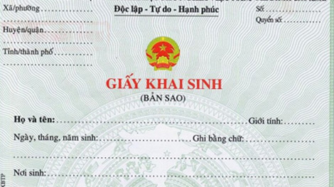 UBND xã không được thu quá 8.000 đồng/giấy khai sinh