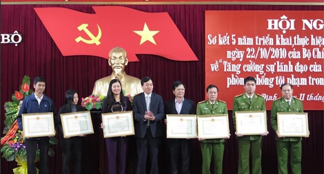 Huy động sức mạnh tổng hợp toàn dân tham gia phòng chống tội phạm