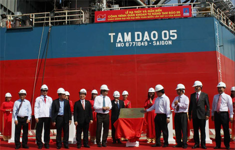 Hạ thuỷ thành công giàn khoan tự nâng lớn nhất Việt Nam