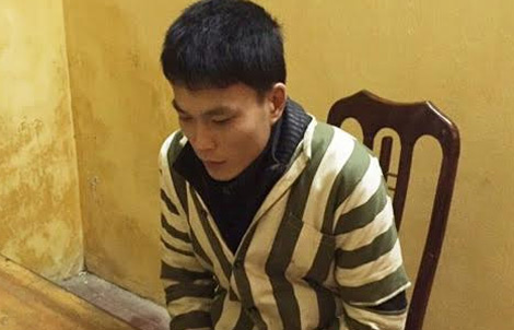 Tạm giữ hình sự "Tú ông" chăn dắt đường dây chân dài “đi khách” 100 USD