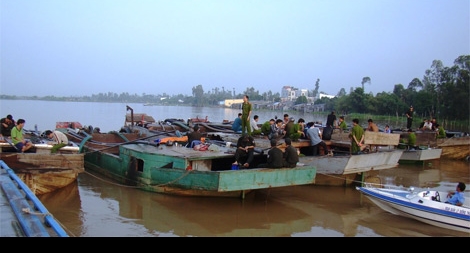 Bài cuối: Cách nào chặn “cát tặc” hữu hiệu? 