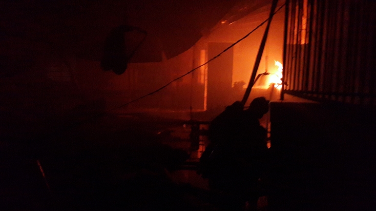 Xưởng giầy Á Châu-Asia phát hỏa sau tiếng nổ lớn